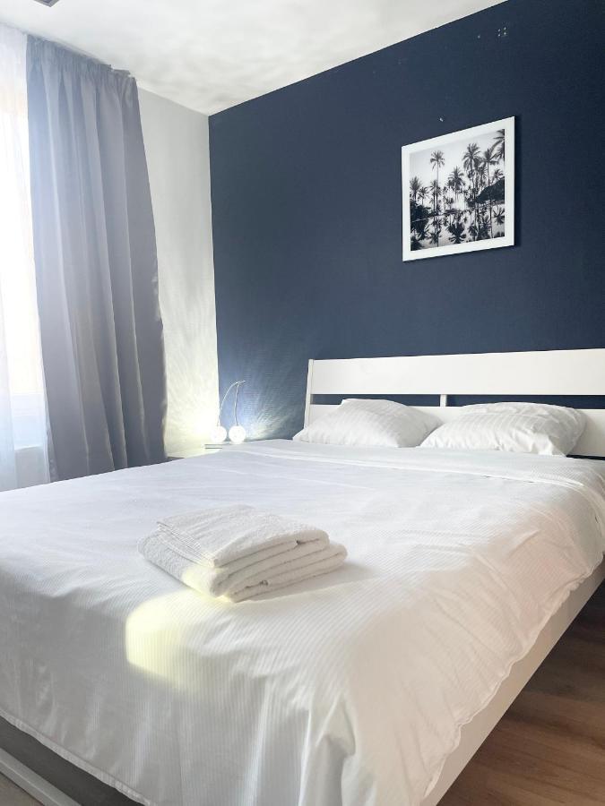 Lovely 2 Bedrooms Apartment Brussel Bagian luar foto