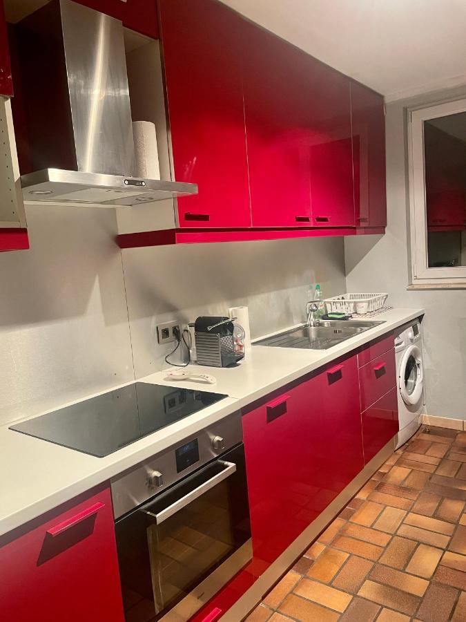 Lovely 2 Bedrooms Apartment Brussel Bagian luar foto
